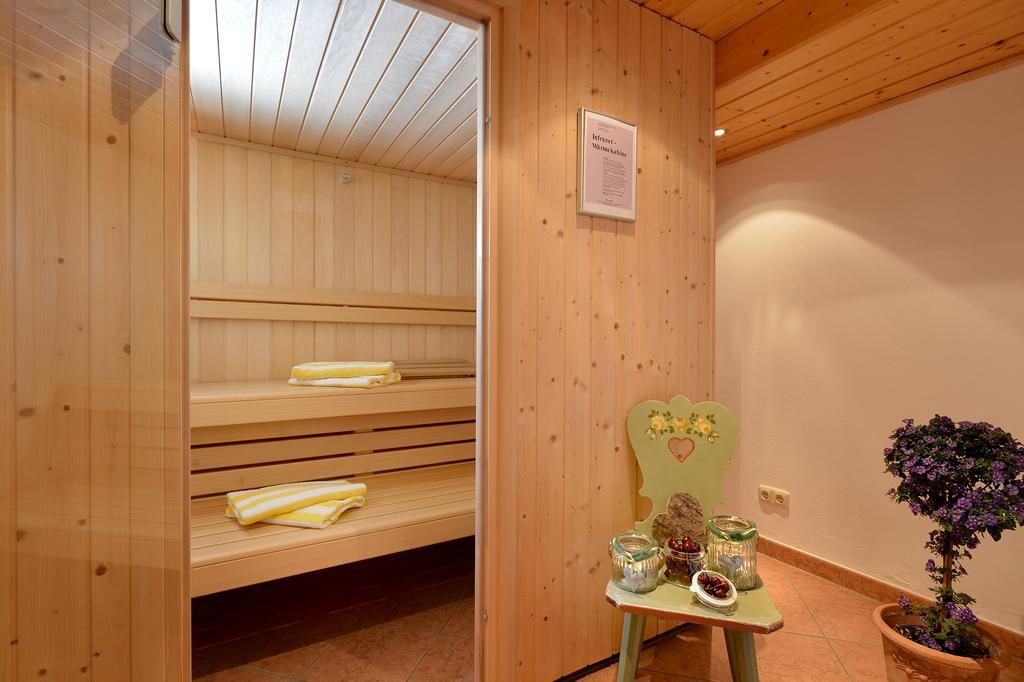 Hotel Theresia Garni Санкт-Йоганн Экстерьер фото